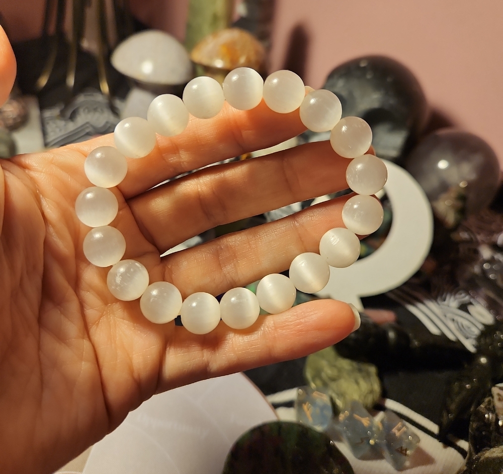 Selenite Bracelet (10.5mm, Size 7)